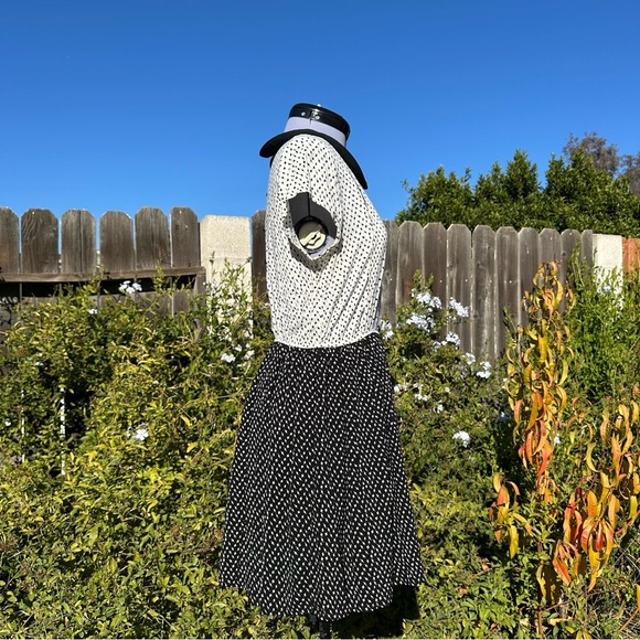 Vintage Forever 21 Twee Black and White Size M Collared Dress - Picture 6 of 9